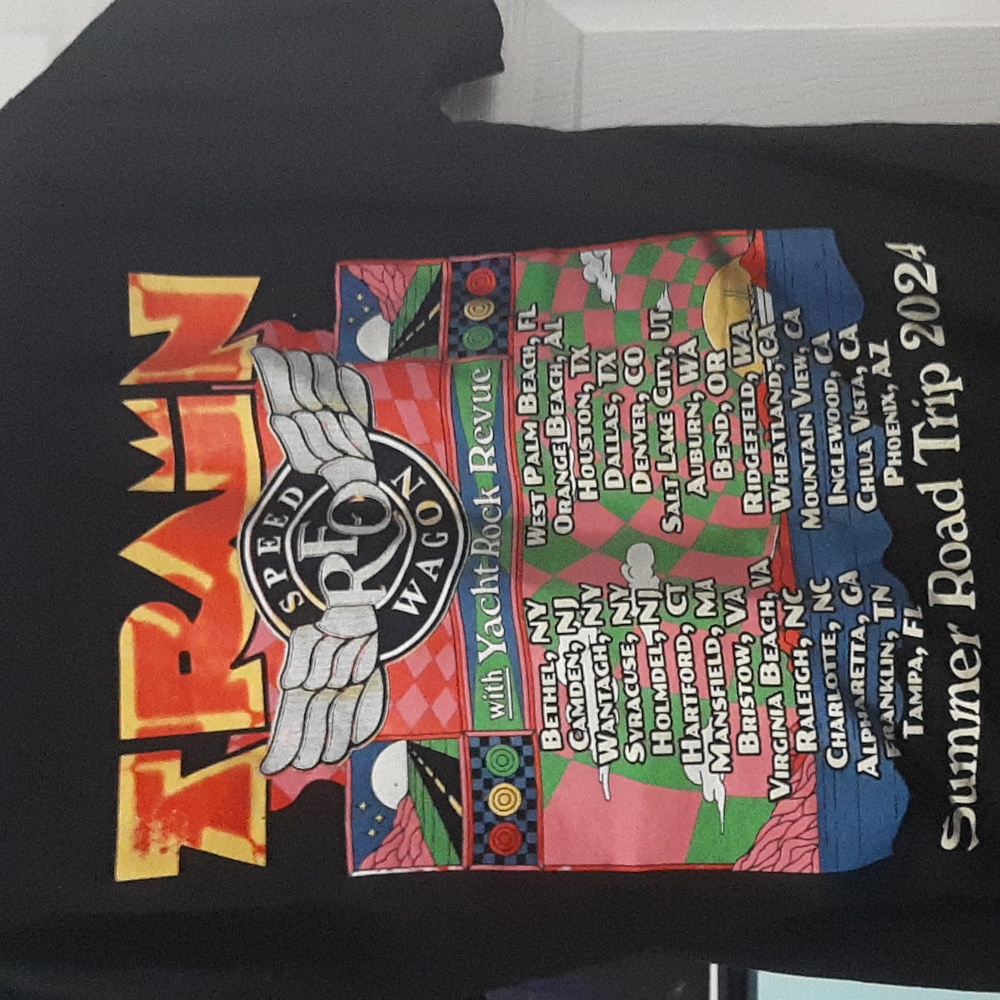 Reo speedwagon/train tour shirt with dates 2024 - Picture 2 of 3